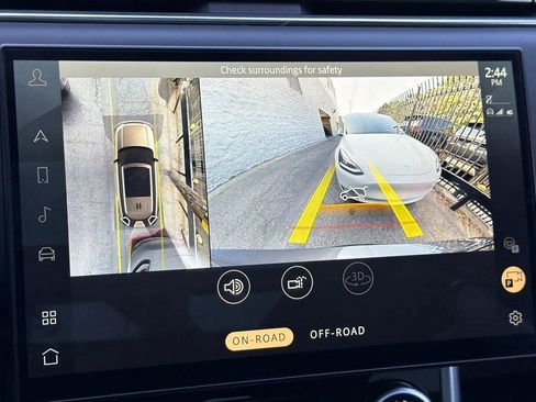 Used 2023 Land Rover Range Rover Long Wheelbase First Edition image 27