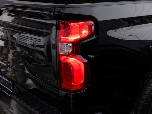 Used 2023 Chevrolet Silverado 1500 RST image 38