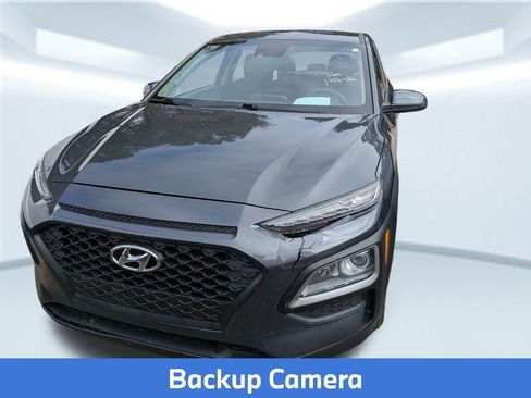 Used 2021 Hyundai Kona SE image 2