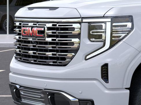New 2026 GMC Sierra 1500 Denali w/ Technology Package AWD/4WD image 13