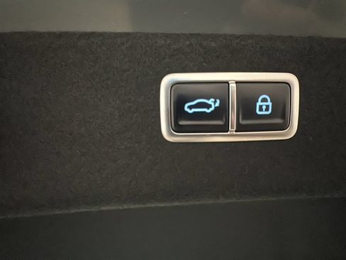 Certified 2025 Genesis G80 3.5T Sport Prestige AWD/4WD image 22