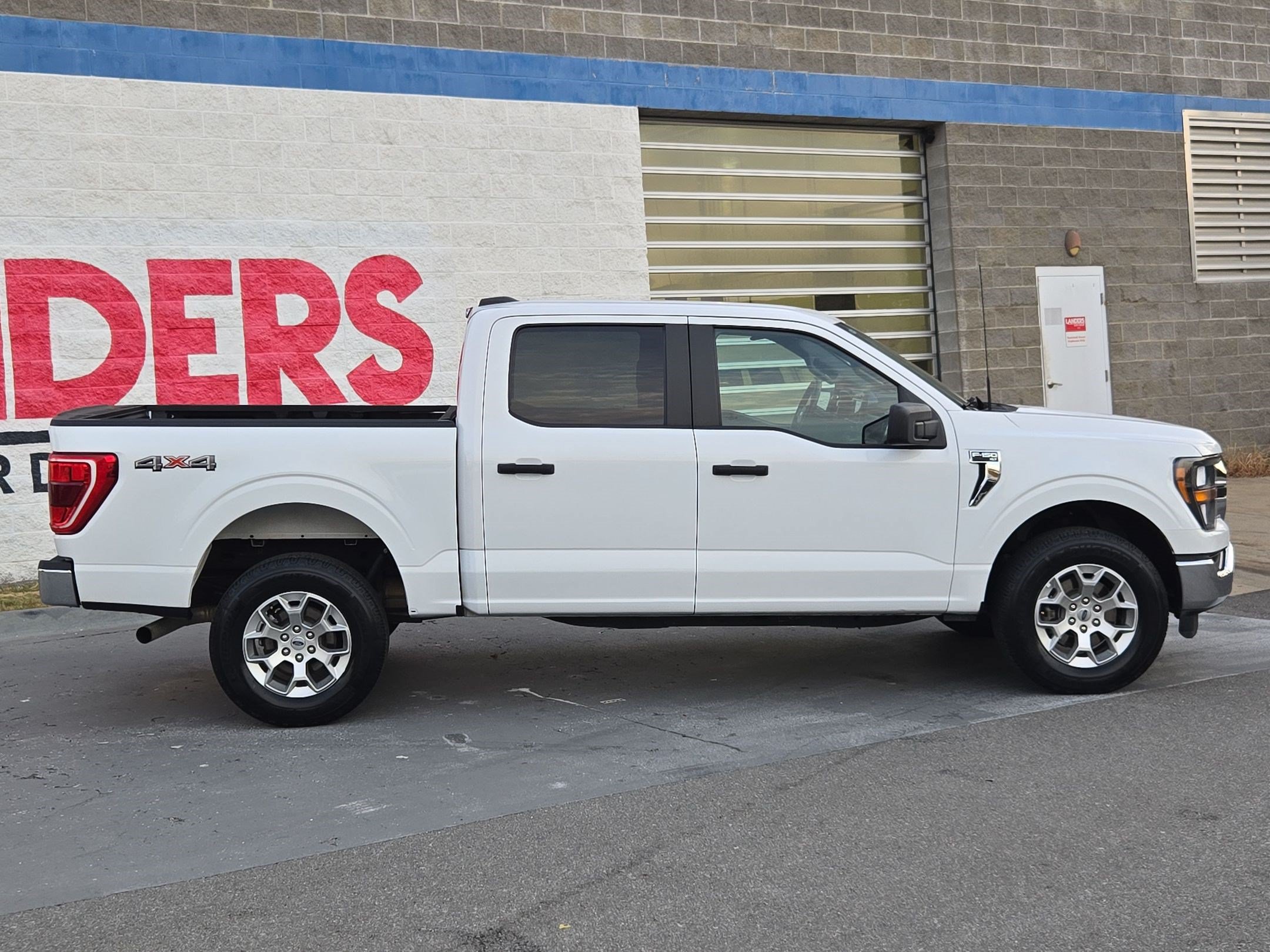 Used 2023 Ford F150 XLT AWD/4WD image 8