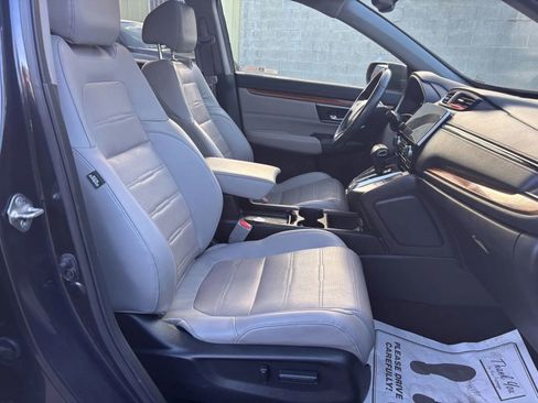 Used 2019 Honda CR-V Touring image 21