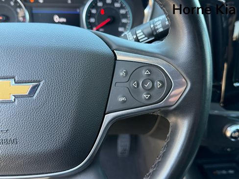 Used 2023 Chevrolet Traverse LT FWD image 34