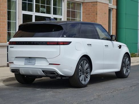 Used 2026 Land Rover Range Rover Sport Dynamic SE AWD/4WD image 6