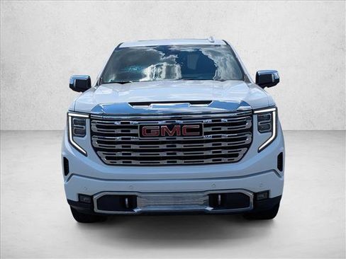 Used 2023 GMC Sierra 1500 Denali AWD/4WD image 2
