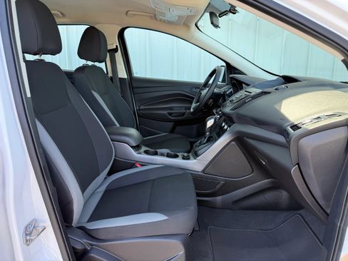 Used 2014 Ford Escape S FWD image 32