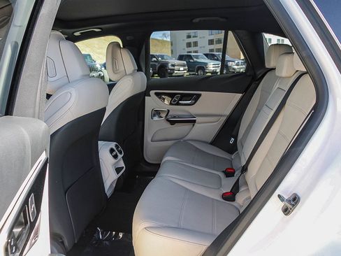 New 2026 Mercedes-Benz GLC 300 4MATIC image 18