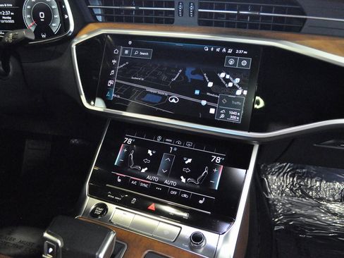 Used 2022 Audi A6 Premium Plus image 31