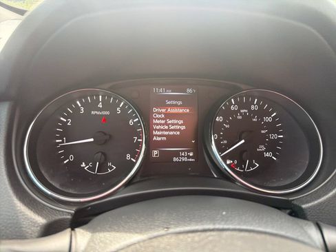 Used 2017 Nissan Rogue SL w/ SL Premium Package AWD/4WD image 15