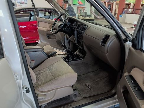 Used 1999 Toyota 4Runner SR5 image 11