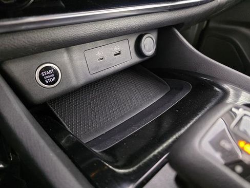 Used 2023 Nissan Rogue S image 38