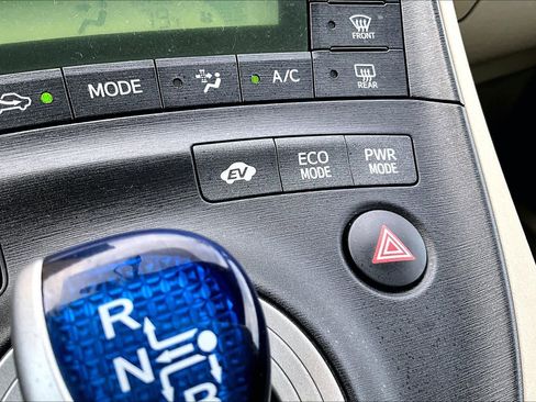 Used 2011 Toyota Prius Two FWD image 32
