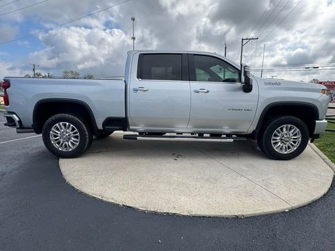 Used 2021 Chevrolet Silverado 2500 High Country w/ Z71 Off-Road Package AWD/4WD image 8