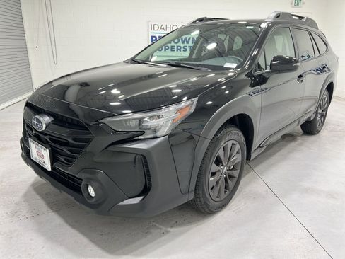 Certified 2025 Subaru Outback Onyx Edition AWD/4WD image 4