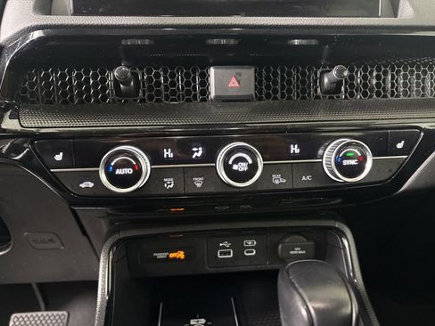 Used 2025 Honda CR-V EX-L image 17