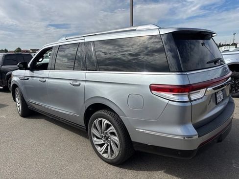 Used 2022 Lincoln Navigator L Reserve AWD/4WD image 14
