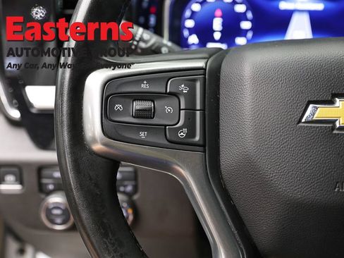 Used 2025 Chevrolet Silverado 1500 LT AWD/4WD image 14