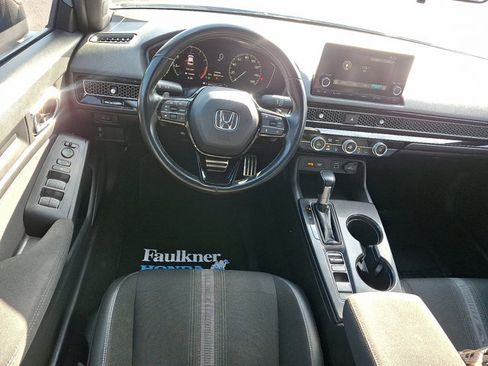 Used 2022 Honda Civic Sport image 11