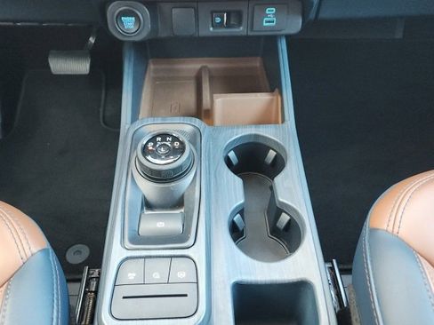 Used 2023 Ford Maverick Lariat w/ Lariat Luxury Package image 30