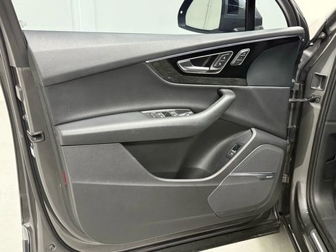 Used 2019 Audi Q7 3.0T Premium Plus w/ Premium Plus Package image 19