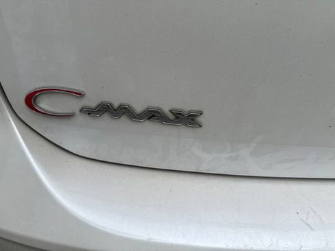 Used 2013 Ford C-MAX SE FWD image 4