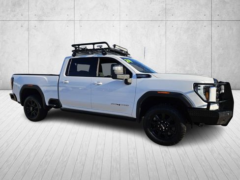 Used 2024 GMC Sierra 2500 AT4 w/ AT4 Premium Plus Package image 1