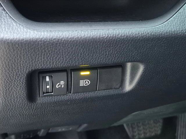Used 2024 Toyota RAV4 LE FWD image 14