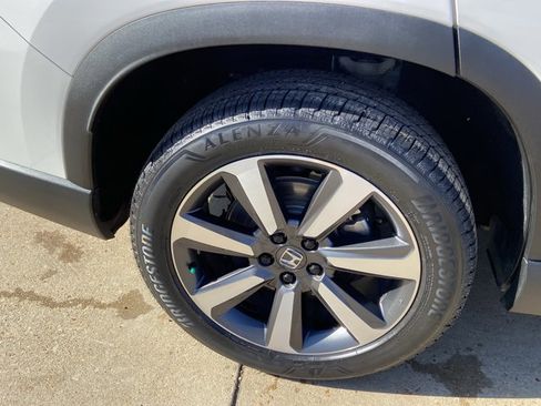 Used 2023 Honda Pilot Touring image 31