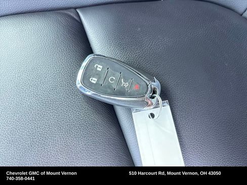 Used 2023 Chevrolet Traverse LT w/ LPO, Floor Liner Package image 29