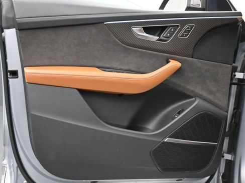 Used 2021 Audi RS Q8 image 9