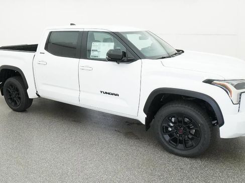New 2026 Toyota Tundra Limited AWD/4WD image 12
