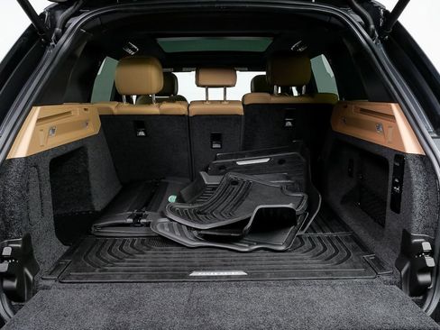 Used 2023 Land Rover Range Rover SE image 31