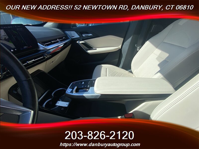Used 2024 BMW X1 xDrive28i w/ Convenience Package AWD/4WD image 9