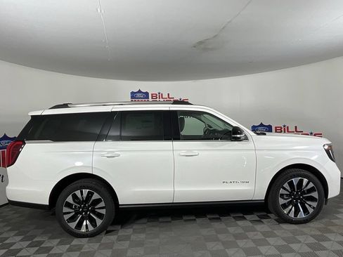 New 2026 Ford Expedition Platinum w/ Driver's Package AWD/4WD image 2