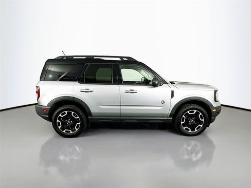 Used 2022 Ford Bronco Sport Outer Banks w/ Tech Package AWD/4WD image 17
