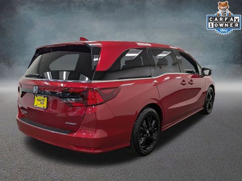 Used 2023 Honda Odyssey Sport image 4