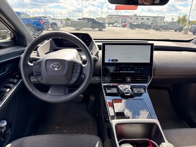 Used 2023 Toyota bZ4X AWD image 19