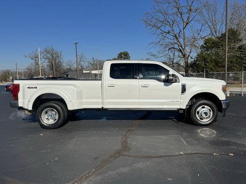 Used 2022 Ford F350 Lariat w/ Lariat Ultimate Package image 15