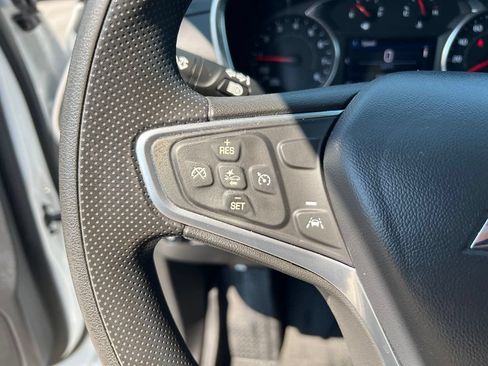 Used 2023 Chevrolet Equinox LT w/ LPO, Floor Liner Package AWD/4WD image 40