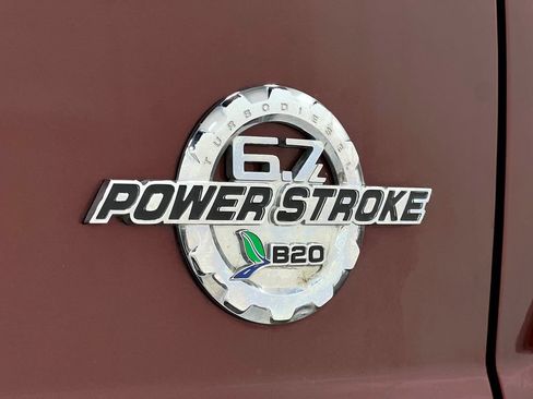 Used 2016 Ford F350 Lariat w/ Lariat Ultimate Package AWD/4WD image 45