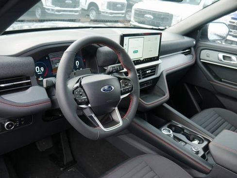 New 2026 Ford Explorer ST-Line w/ ST-Line Street Pack AWD/4WD image 18