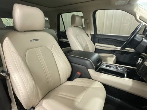Used 2022 Ford Expedition Max Platinum image 15