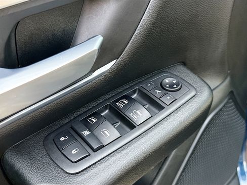 Used 2019 RAM 1500 Big Horn image 7