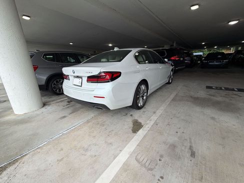 Certified 2023 BMW 530i w/ Premium Package RWD image 6