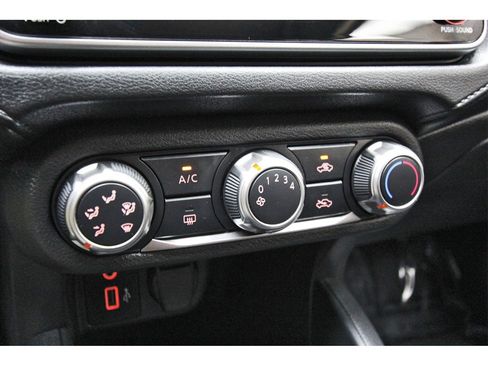 Used 2025 Nissan Versa S w/ Trunk Package image 22