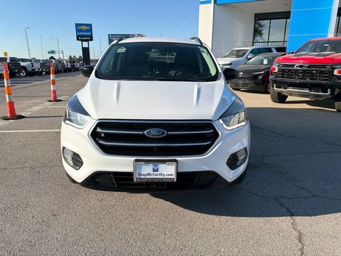 Used 2018 Ford Escape SE w/ SE Sport Appearance Package AWD/4WD image 8