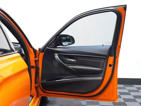 Used 2017 BMW M3 image 24