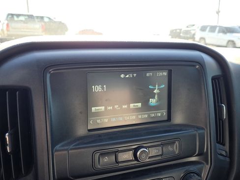 Used 2018 Chevrolet Silverado 1500 Custom w/ Custom Value Package image 16