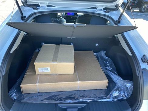 New 2026 Toyota Prius Plug-In Hybrid image 5